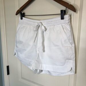 Like New! J Crew White Cotton Pull On Elastic Drawstring Shorts. Pockets. Size S